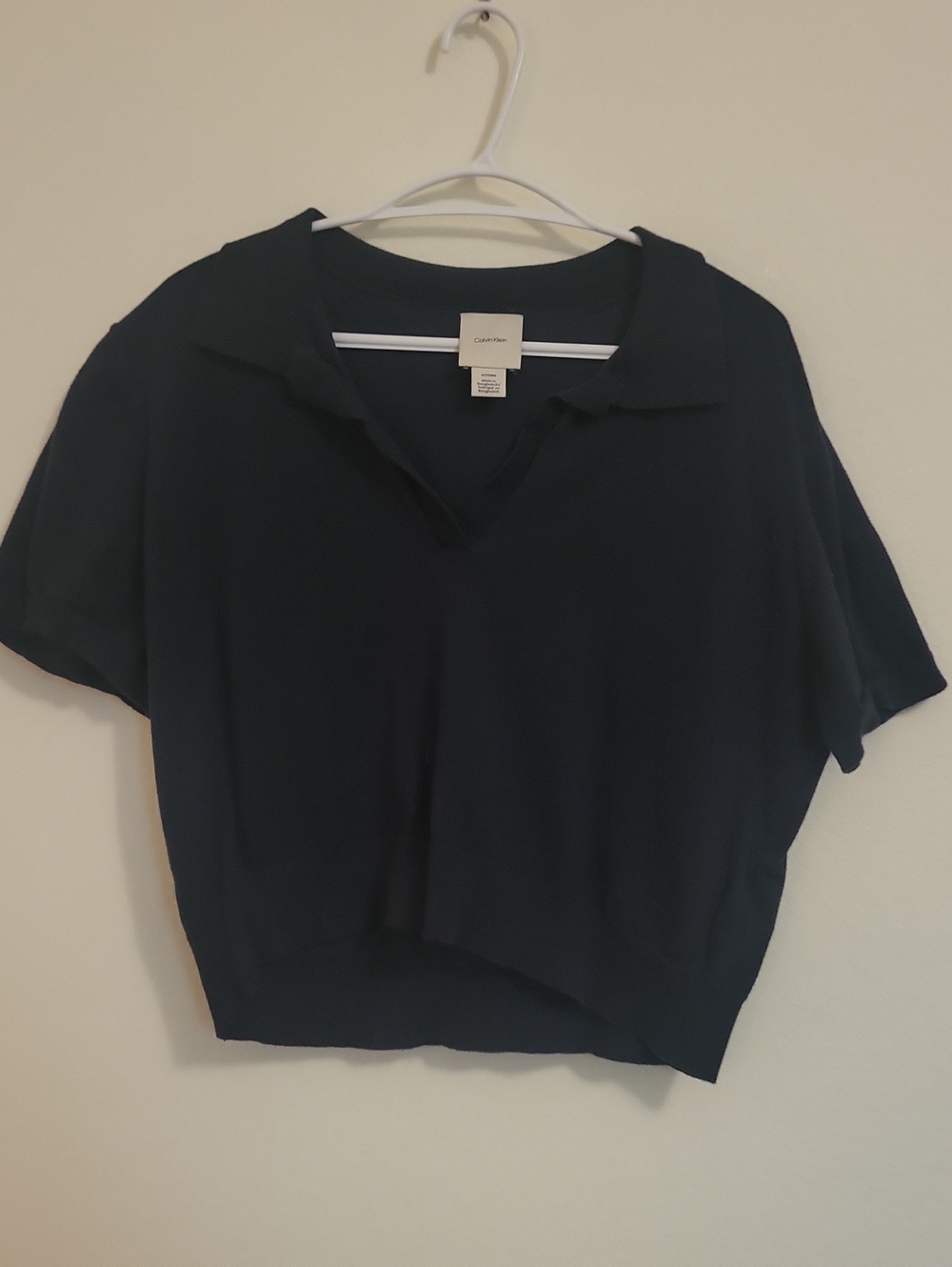 Calvin Klein Black Collared Short-Sleeve Crop Top